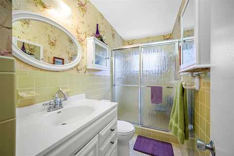Columbia Dr, Clearwater, FL 33763