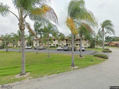 Foxlake, NORTH FORT MYERS, FL 33917