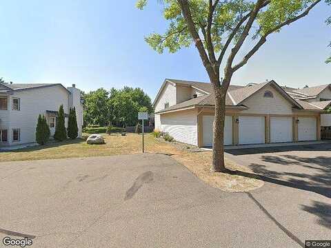Magda Dr, Maple Grove, MN 55369