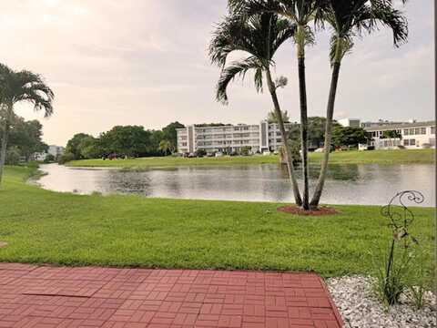 Newport, DEERFIELD BEACH, FL 33442