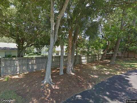 Oakhurst Dr, Sarasota, FL 34233