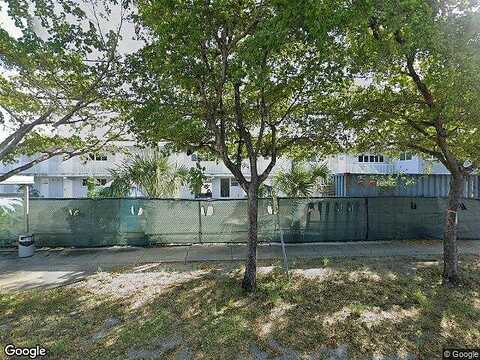 Ne 2Nd Ave, Miami, FL 33179
