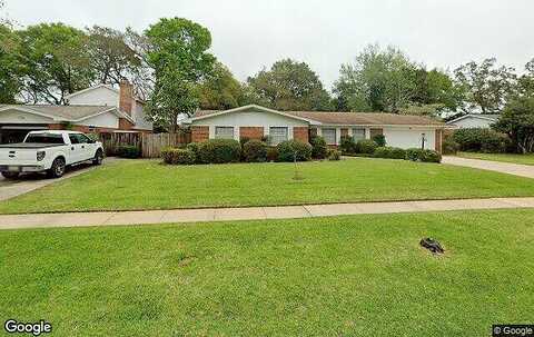 Ne Merioneth Drive, Fort Walton Beach, FL 32547