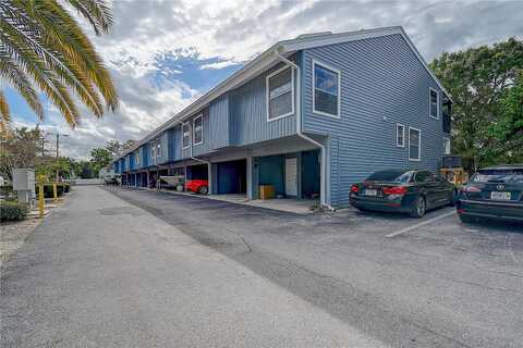 Meres, TARPON SPRINGS, FL 34689