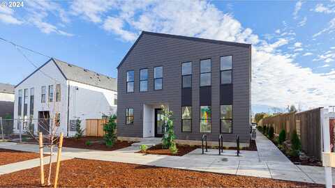 Emerald, PORTLAND, OR 97217