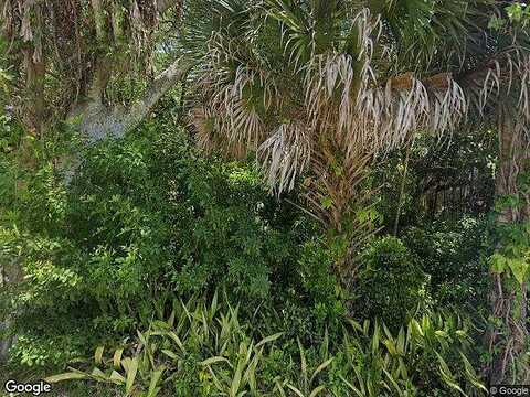 Commonwealth Dr, Sarasota, FL 34242