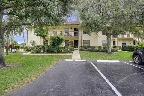 Lucerne Lakes Boulevard E, Lake Worth, FL 33467