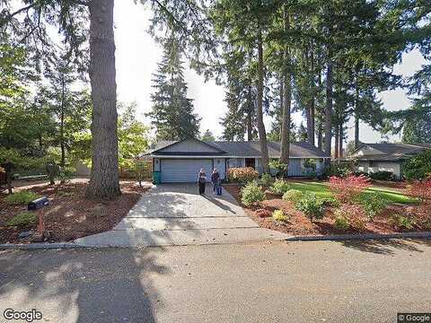 Village Green, VANCOUVER, WA 98684
