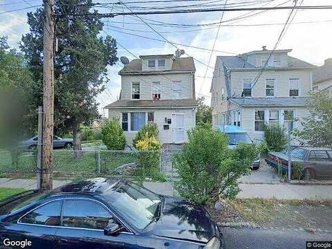 108 -50 171St Pl, Jamaica, NY 11433