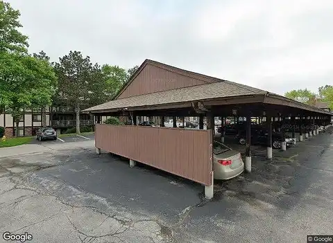 Heritage Lndg # 28, SAINT CHARLES, MO 63303