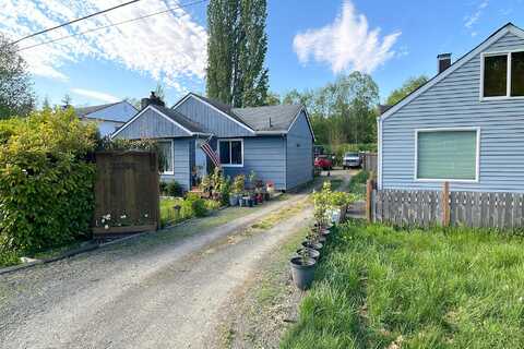 Echo, BREMERTON, WA 98311
