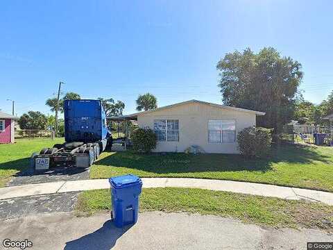24Th, RIVIERA BEACH, FL 33404
