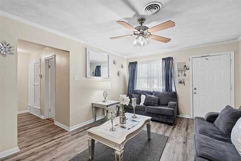 Browning, ARLINGTON, TX 76010