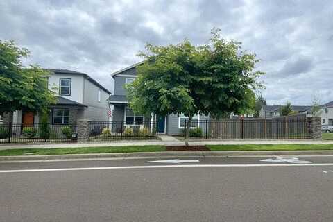Troge, HAPPY VALLEY, OR 97086