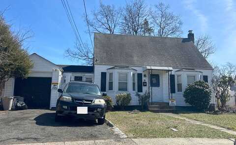 Colonial, PATERSON, NJ 07502
