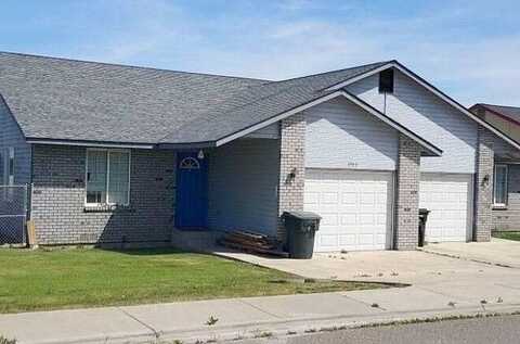 W 2Nd St, GRANDVIEW, WA 98930