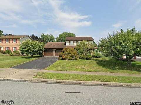 Hunter, EASTON, PA 18045
