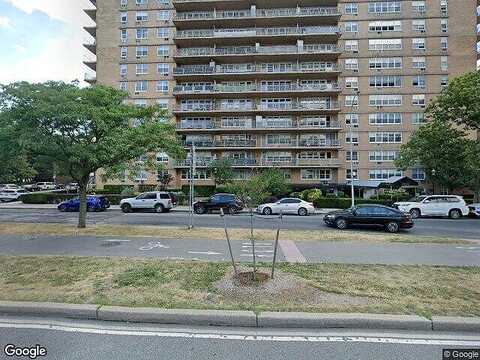 Ocean Pkwy 8C, Brooklyn, NY 11235