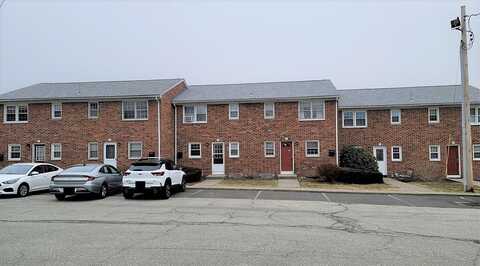 Hadley Village Rd Unit 28, South Hadley, MA 01075