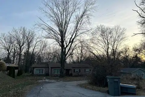Loretta, INDIANAPOLIS, IN 46227
