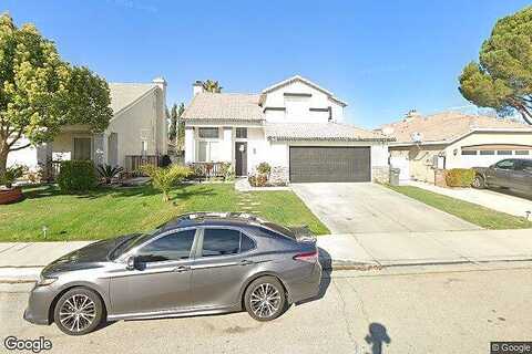 Royce, PALMDALE, CA 93552