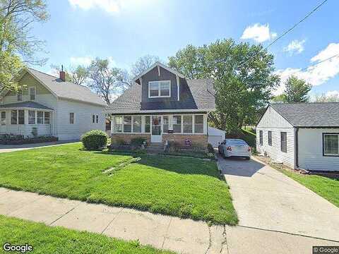 8Th, DES MOINES, IA 50315