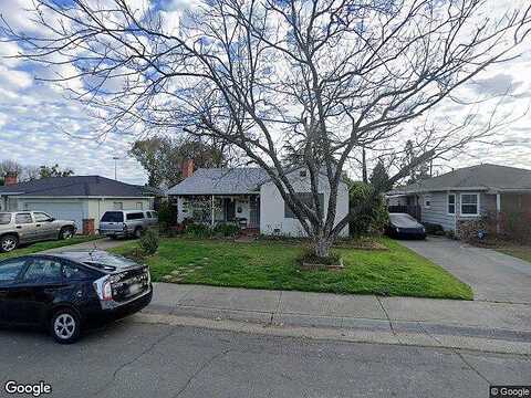 Kroy, SACRAMENTO, CA 95820
