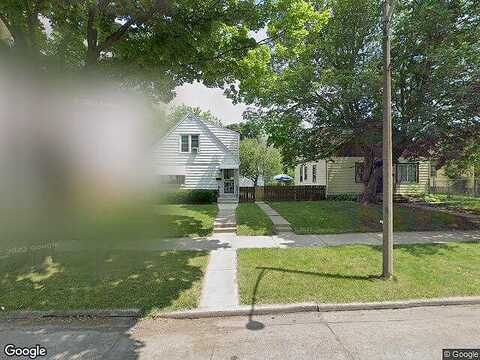 24Th, MILWAUKEE, WI 53209