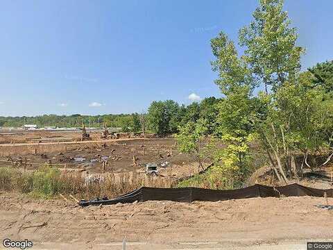 Sterling Vlg, MERIDEN, CT 06450