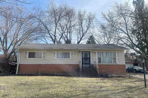 N 621 Flora Dr, Elgin, IL 60123