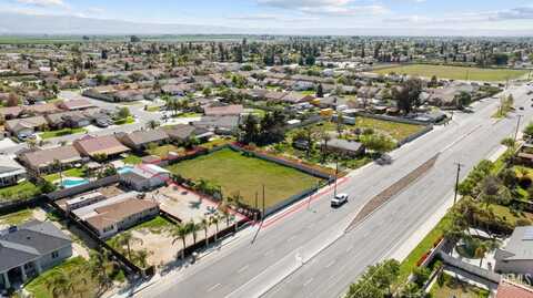 3001 Hosking Avenue, Bakersfield, CA 93313