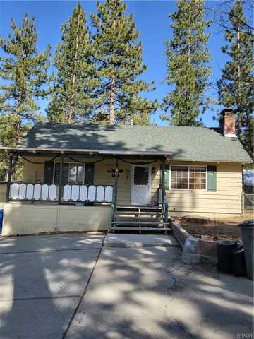 591 Southwest Main Street, Big Bear Lake, CA 92315