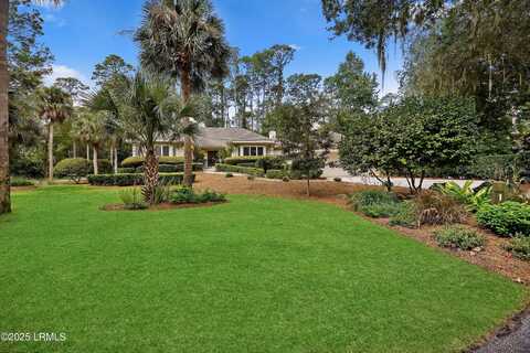 1 Hobnoy Court, Hilton Head Island, SC 29928
