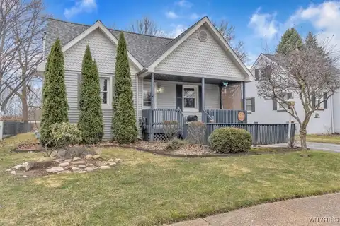 8407 Frontier Avenue, Niagara Falls, NY 14304