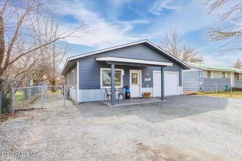 192 E Lincoln, Priest River, ID 83856