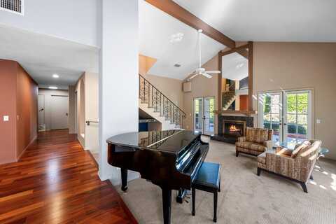 68 Calle Rivero, Rancho Mirage, CA 92270