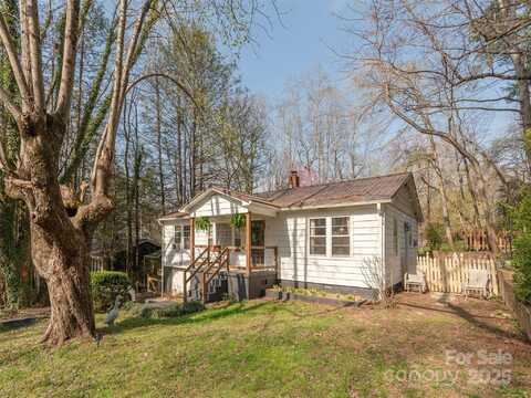 327 Browning Avenue, Hendersonville, NC 28791