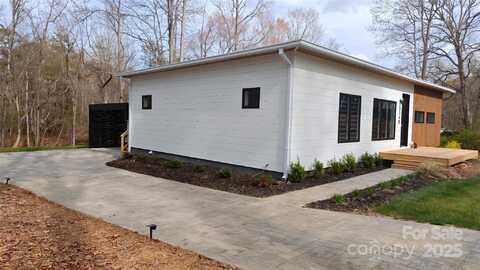 6548 Emerald Isle Drive, Sherrills Ford, NC 28673