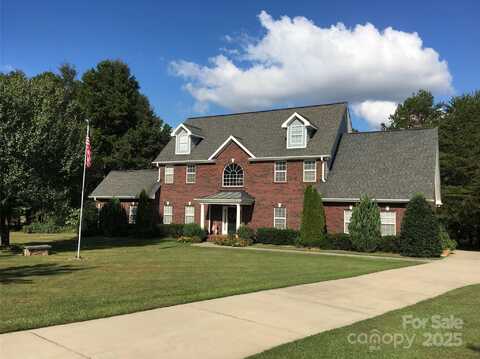 14124 Hiwassee Road, Huntersville, NC 28078