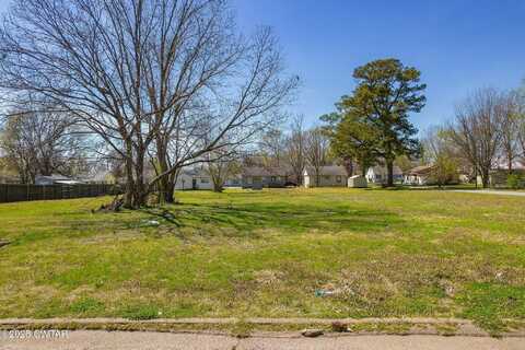 209 Peabody Avenue, Jackson, TN 38301