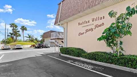 144 S Halifax, Daytona Beach, FL 32118