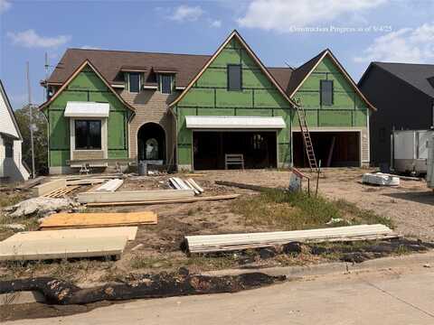 8027 NW 106th Court, Johnston, IA 50131