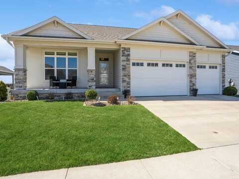 2020 SE Waddell Way, Waukee, IA 50263