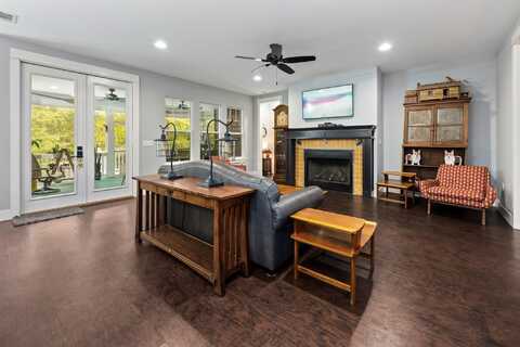 434 Mango Lane, Freeport, FL 32439