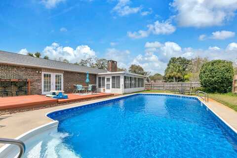 705 Dubois Drive, Fort Walton Beach, FL 32547