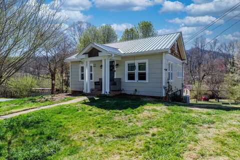 636 Arlington Ave, Bryson City, NC 28713