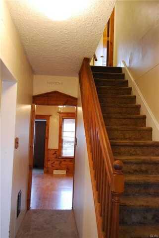 2146 Hay Street, Wilson, PA 18042