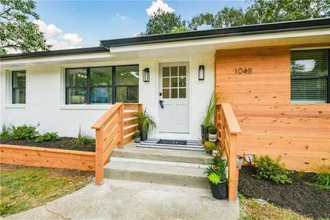 1048 Pinehurst Drive SE, Smyrna, GA 30080