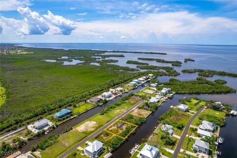 24220 Blackbeard Boulevard, Punta Gorda, FL 33955