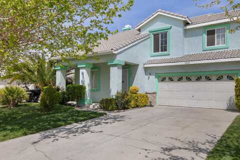 5243 Cisero Drive, Palmdale, CA 93552